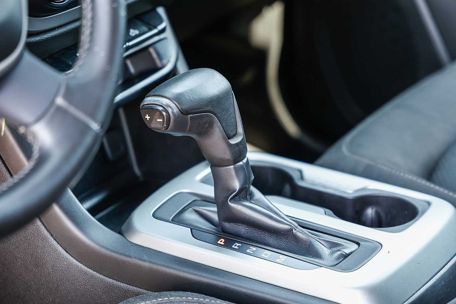 Thumbnail: 2015 Chevrolet Colorado - 20