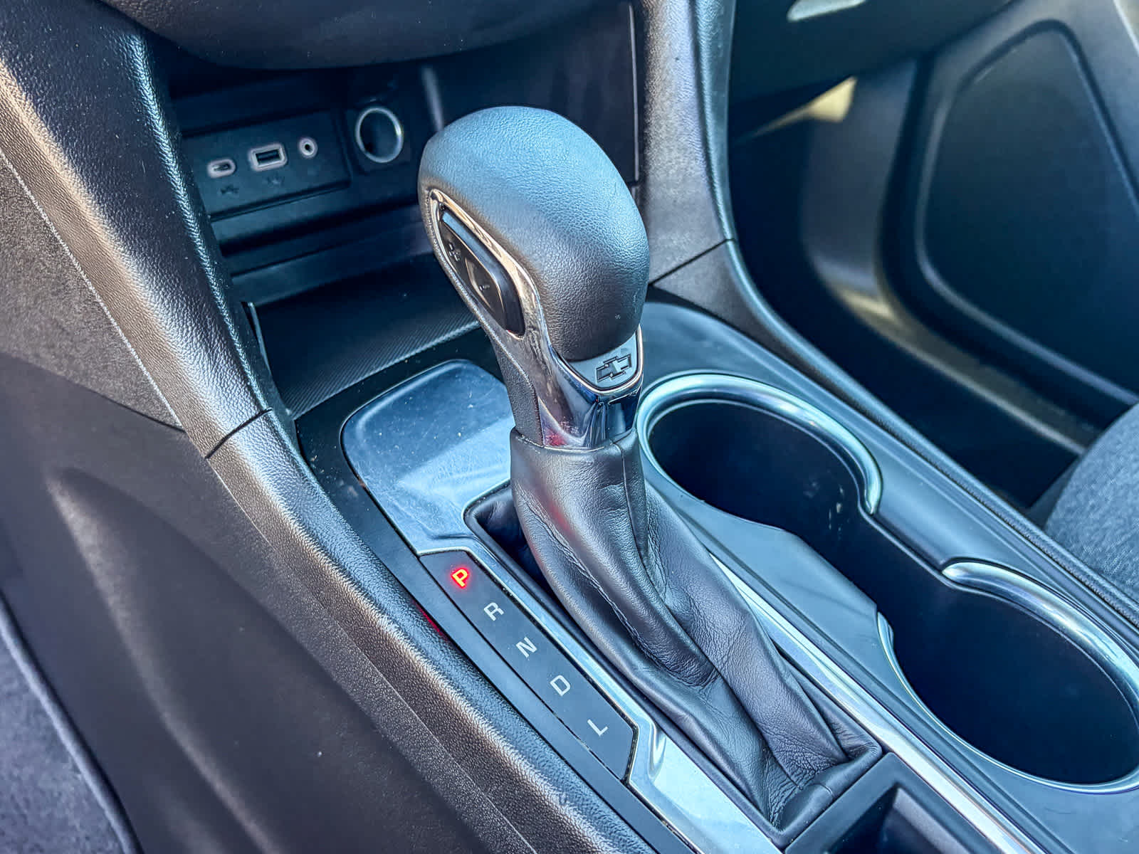 Thumbnail: 2022 Chevrolet Equinox - 18