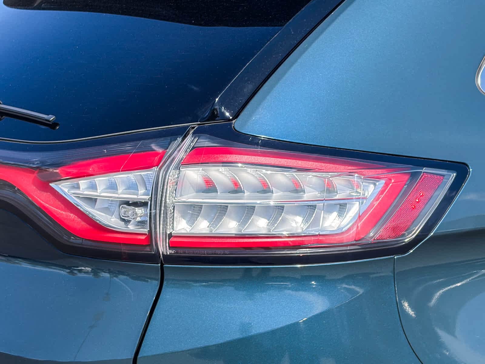 2016 Ford Edge SEL photo 3