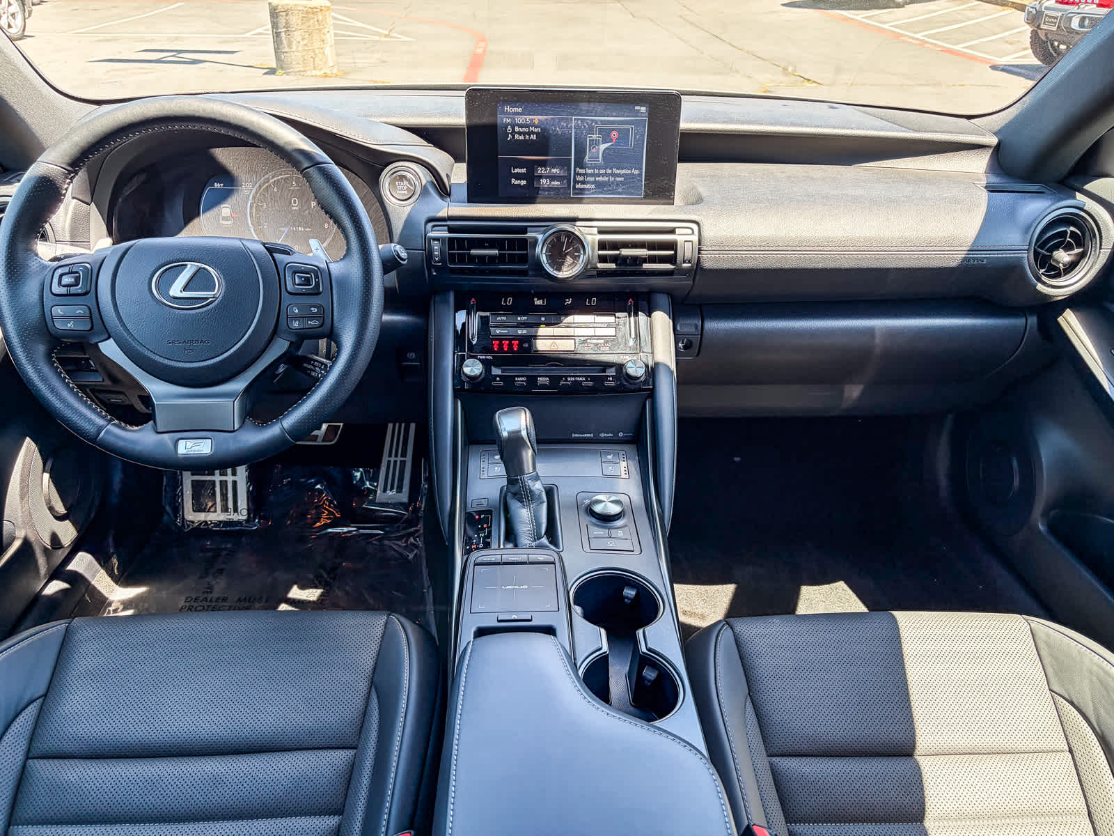 Thumbnail: 2025 Lexus ES - 10