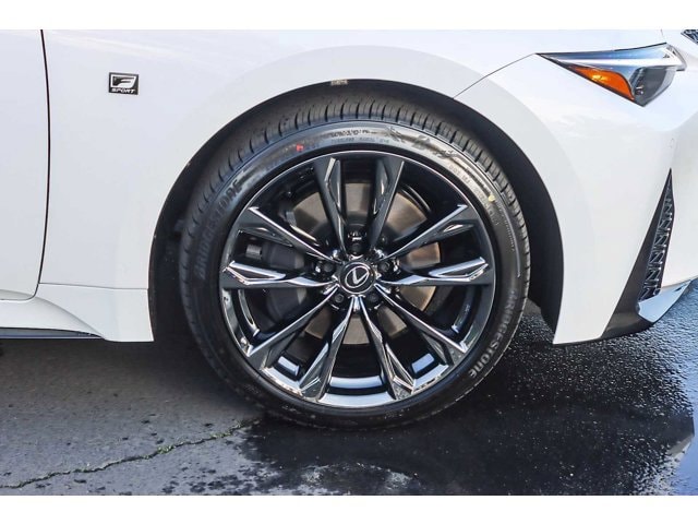 Thumbnail: 2025 Lexus IS - 17