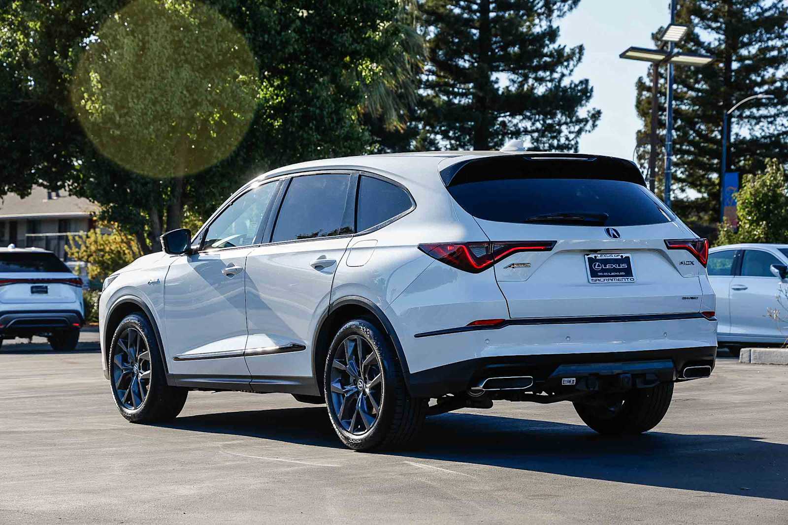 Thumbnail: 2022 Acura MDX - 2