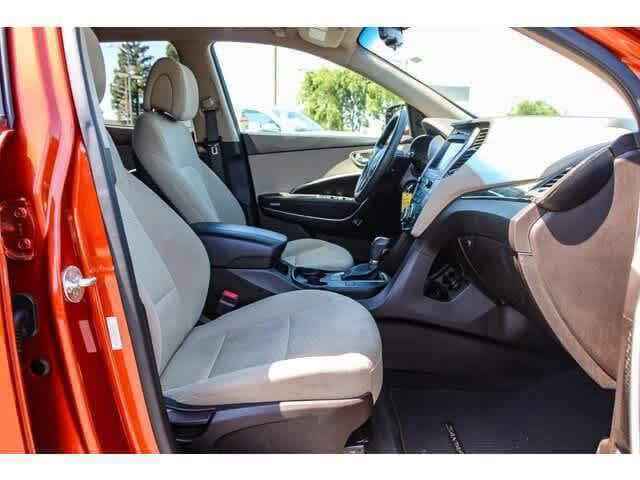 Thumbnail: 2017 Hyundai Santa Fe - 16