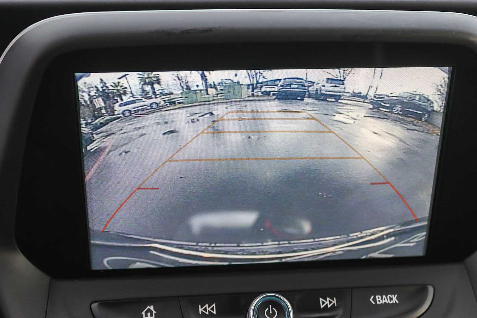 Thumbnail: 2018 Chevrolet Camaro - 24