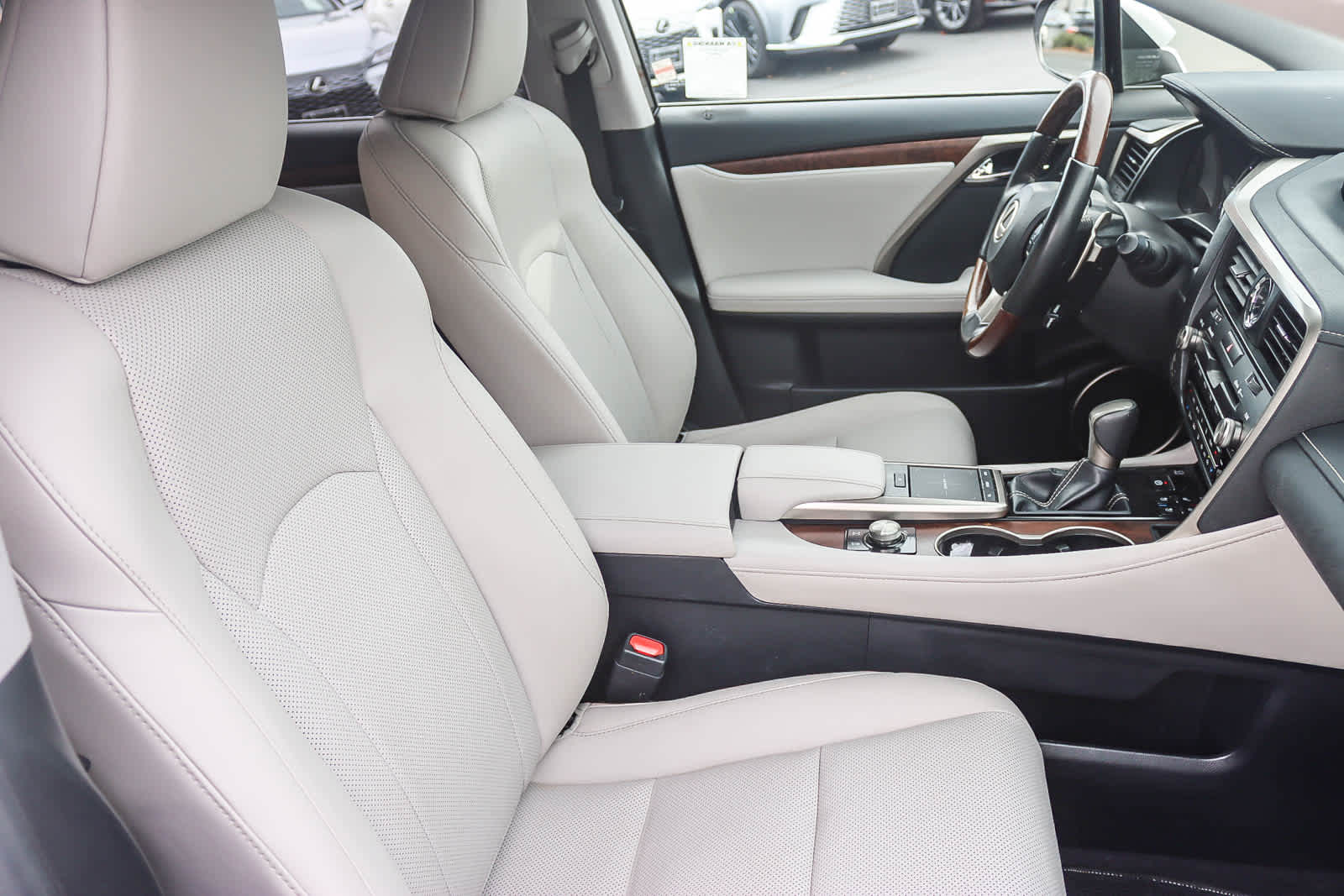 Thumbnail: 2021 Lexus RX - 16