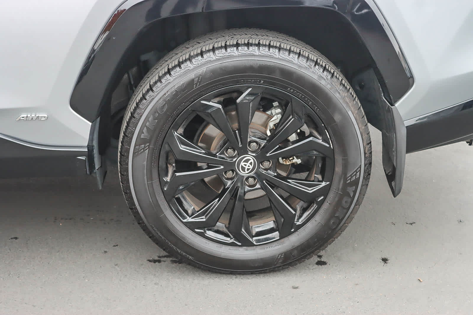 Thumbnail: 2022 Toyota RAV4 - 10