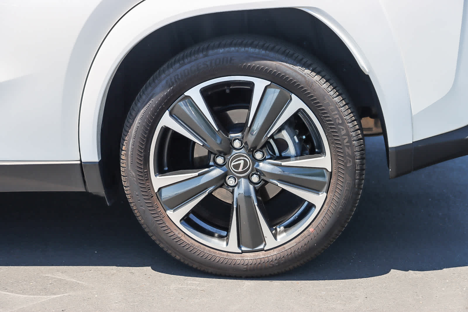 Thumbnail: 2025 Lexus UX - 11