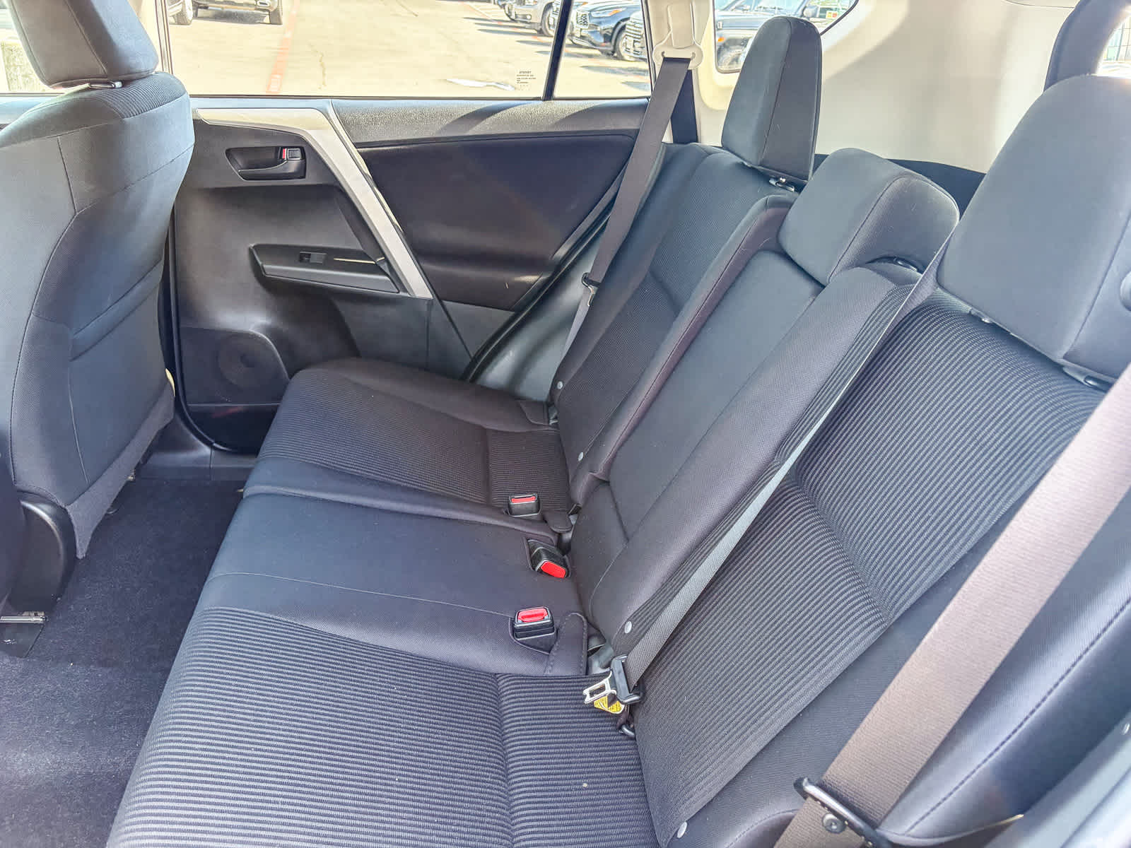 Thumbnail: 2017 Toyota RAV4 - 17