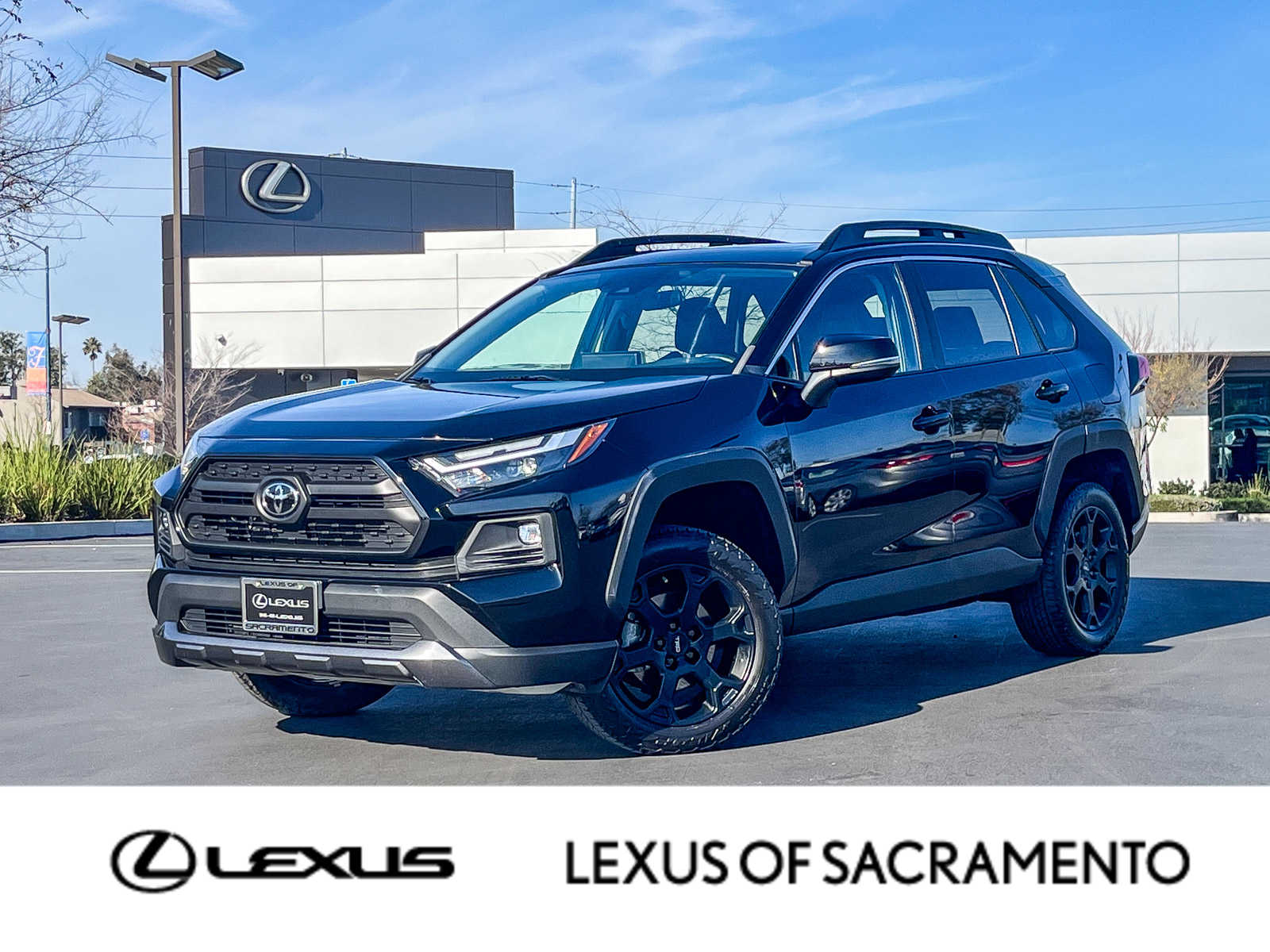 Thumbnail: 2022 Toyota RAV4 - 1