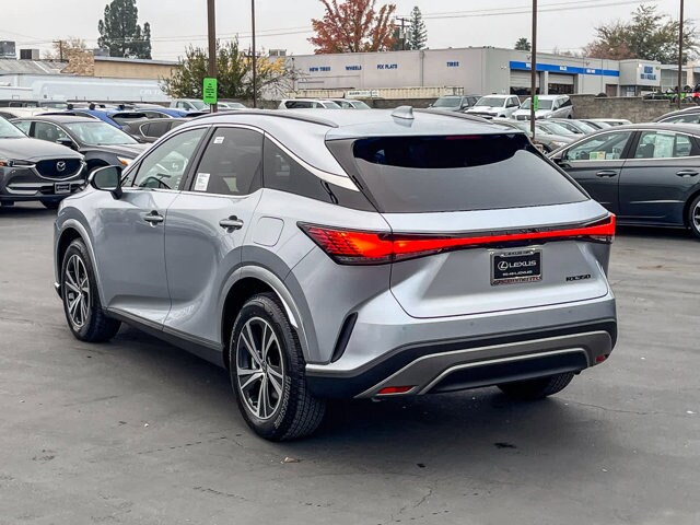 2026 Lexus RX 350 Premium photo 2