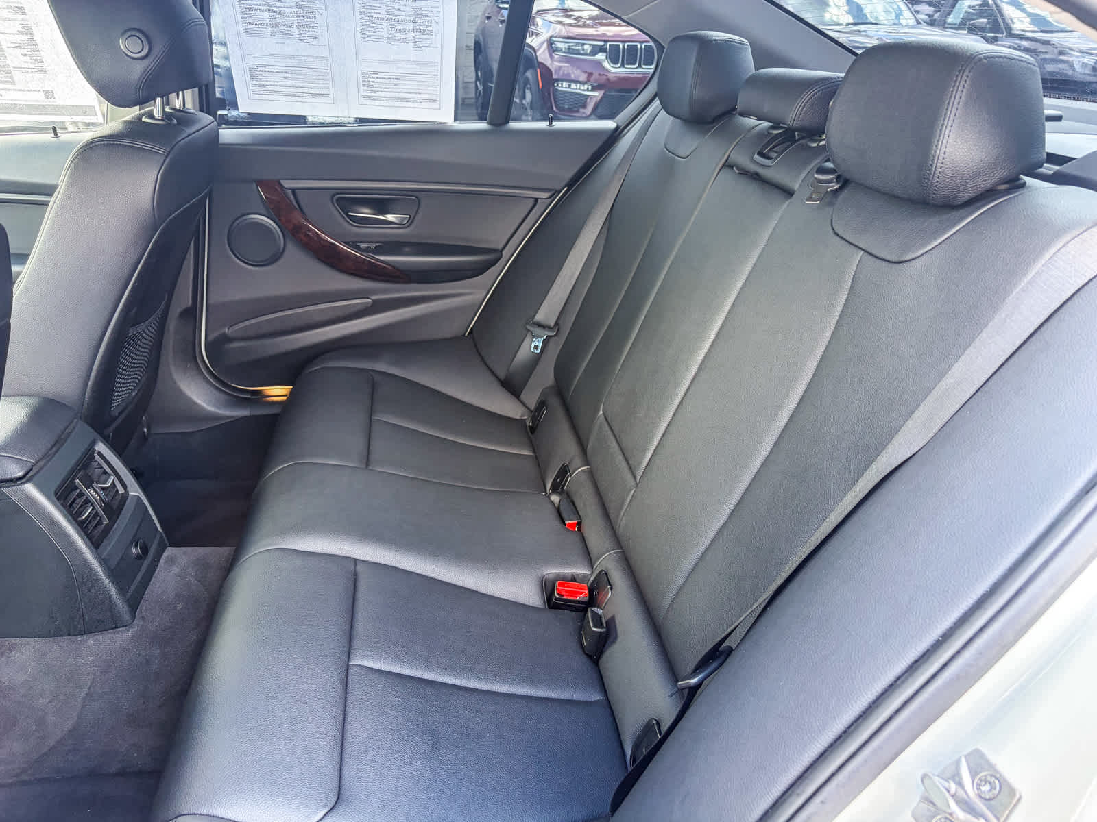 Thumbnail: 2014 BMW 3 Series - 17