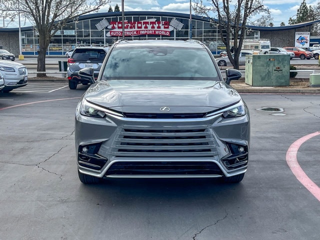 Thumbnail: 2026 Lexus TX - 11