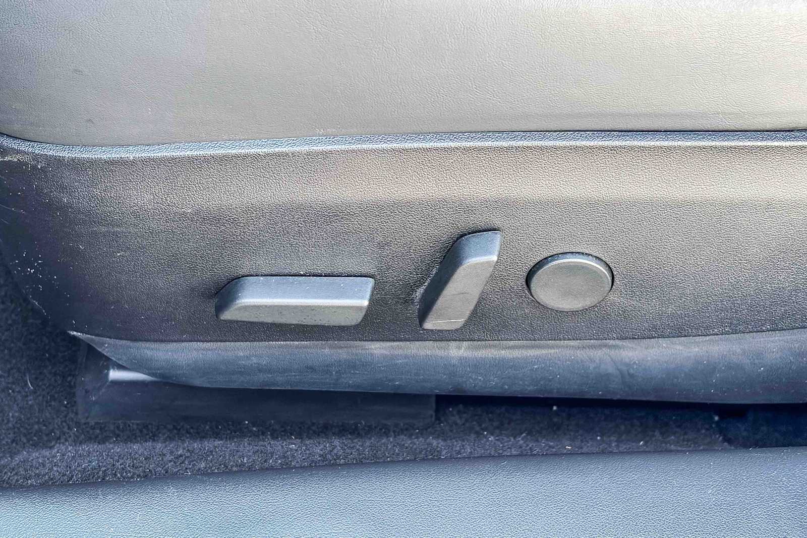 Thumbnail: 2018 Tesla Model 3 - 20