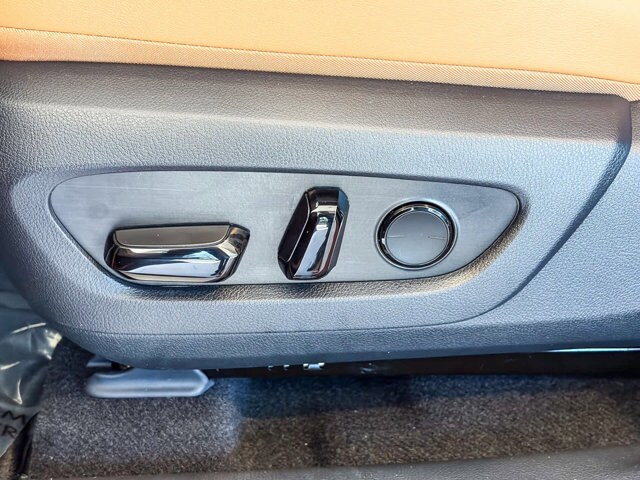 Thumbnail: 2026 Lexus RX - 18