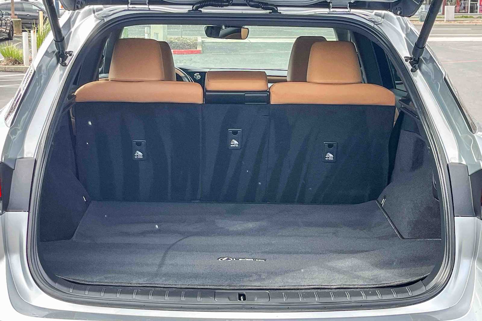 Thumbnail: 2024 Lexus RX - 27