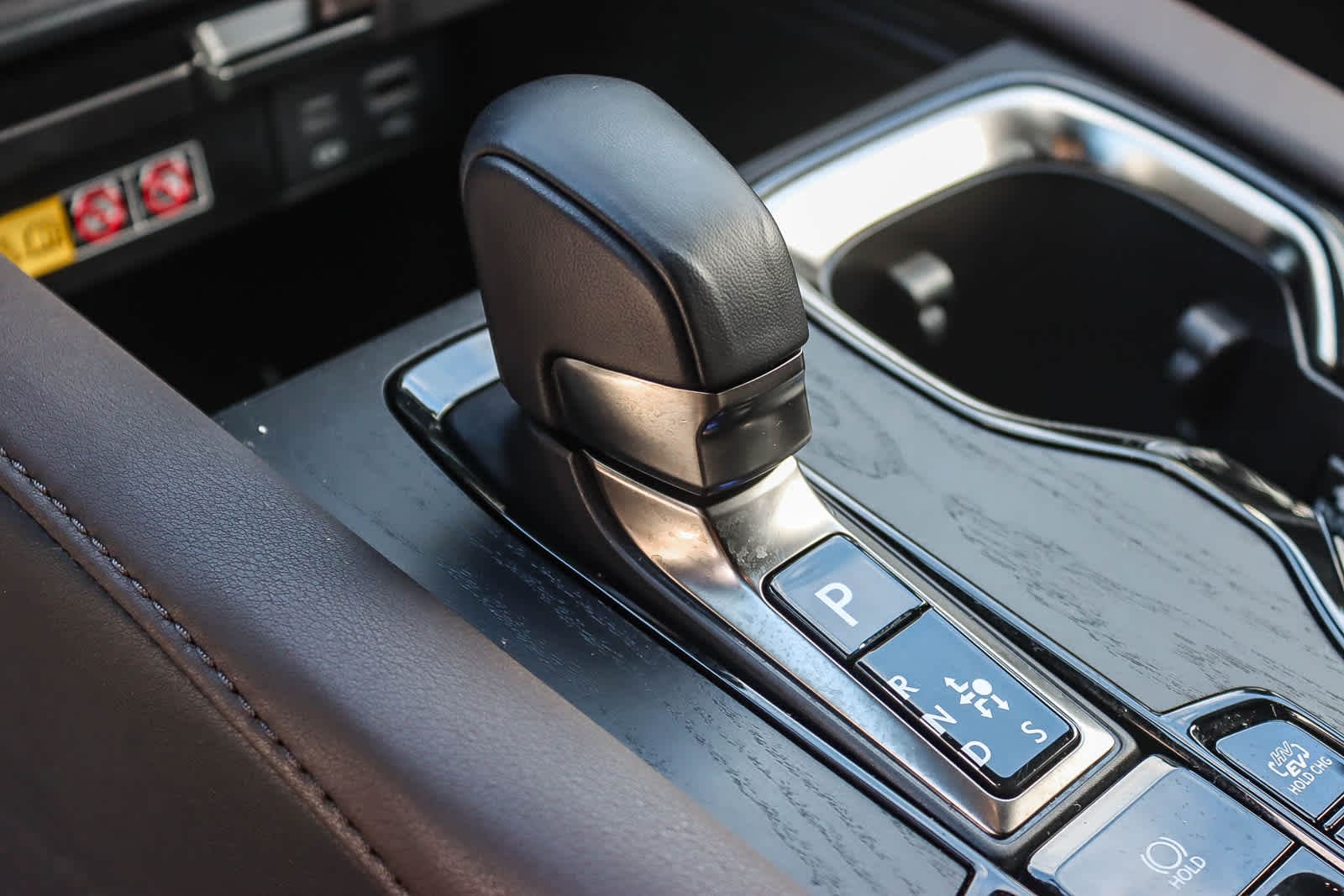 Thumbnail: 2024 Lexus RX - 18