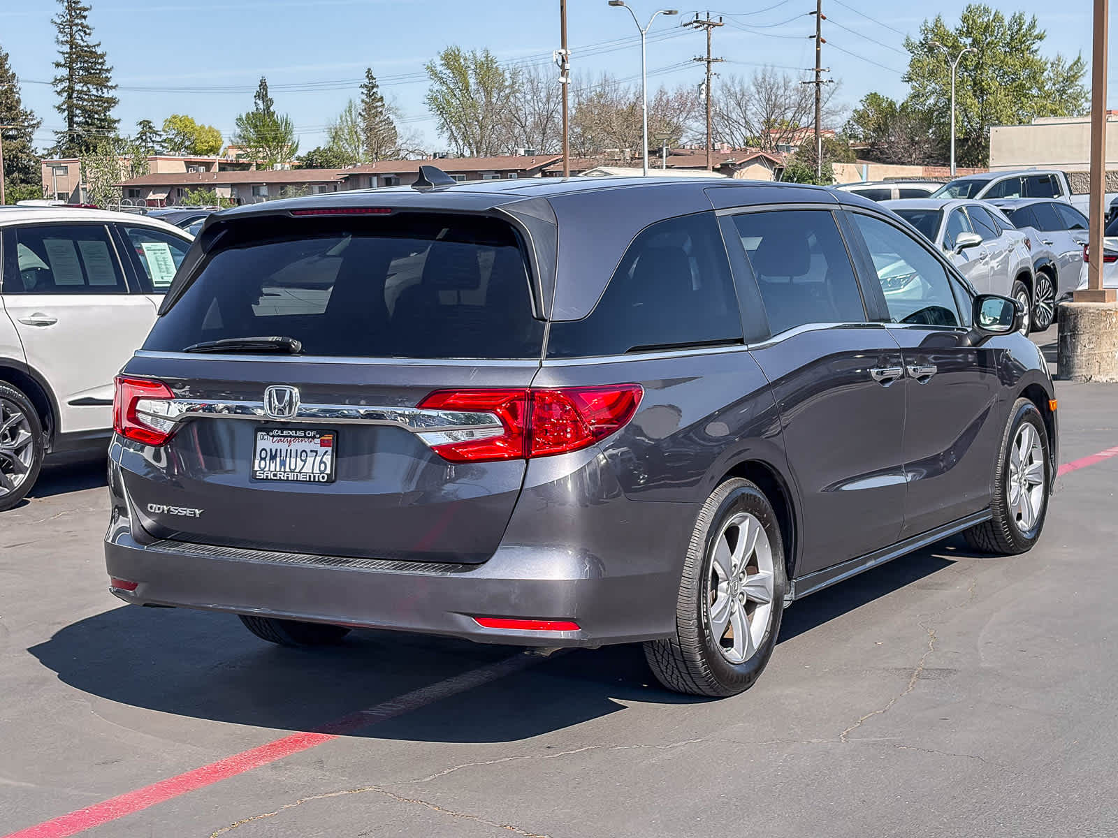 2019 Honda Odyssey EX-L w/Navigation & RES photo 3