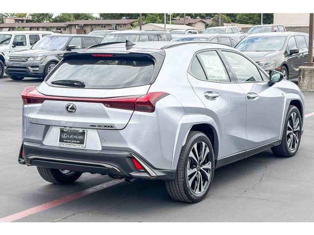 Thumbnail: 2026 Lexus UX - 4