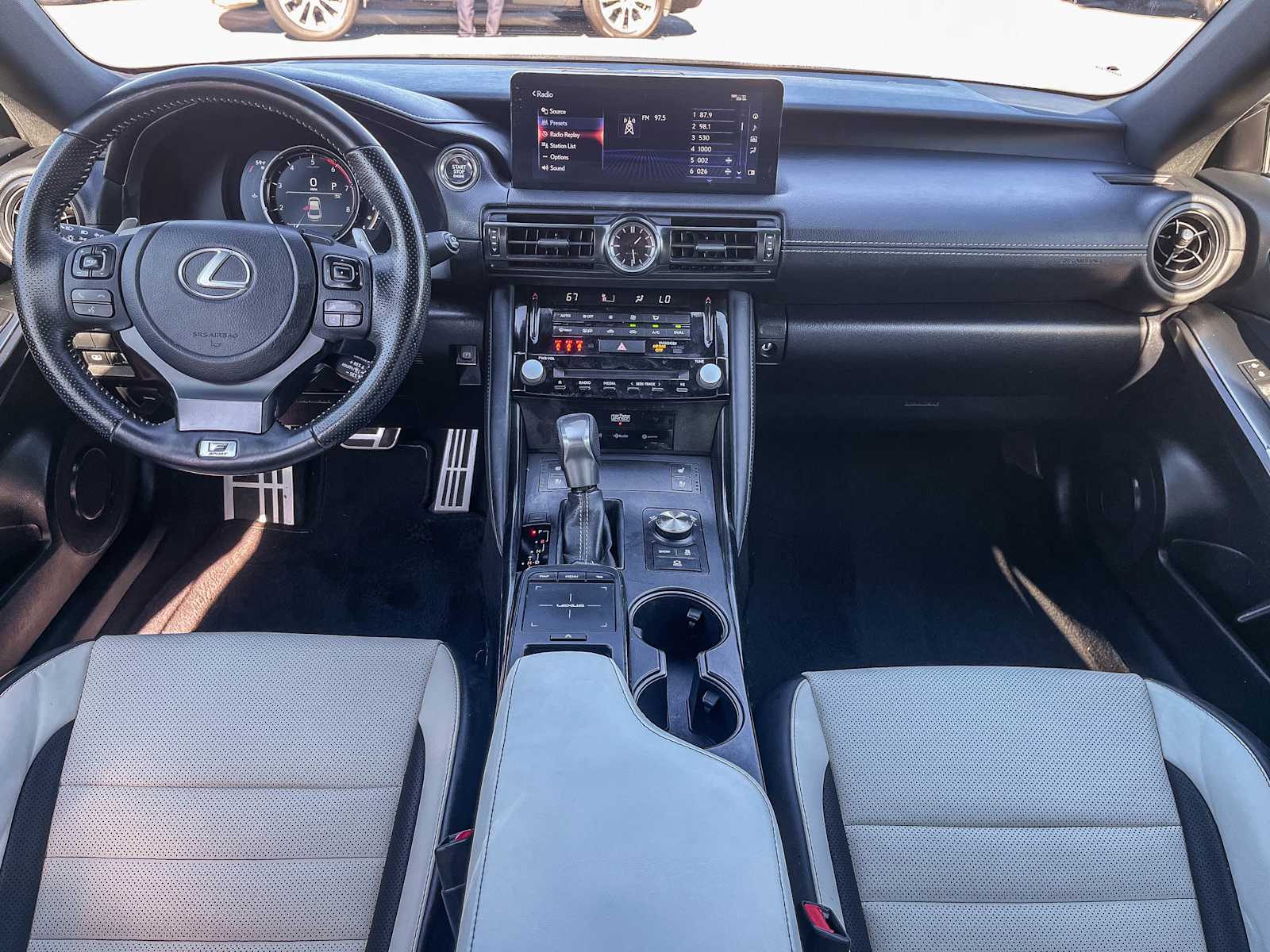 Thumbnail: 2023 Lexus IS - 11