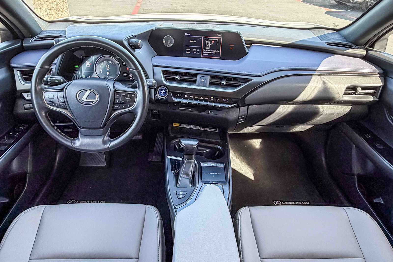 Thumbnail: 2020 Lexus UX - 11