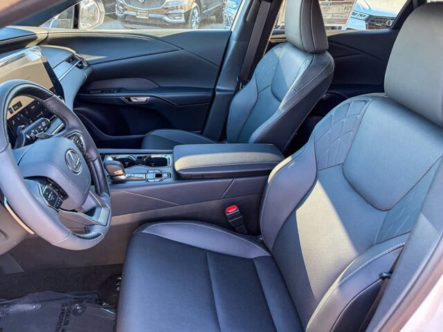 Thumbnail: 2026 Lexus RX - 18