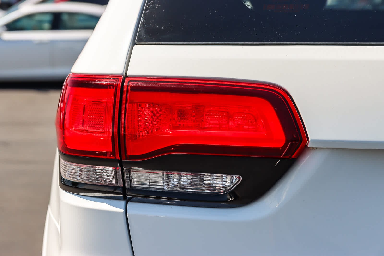 Thumbnail: 2019 Jeep Grand Cherokee - 8