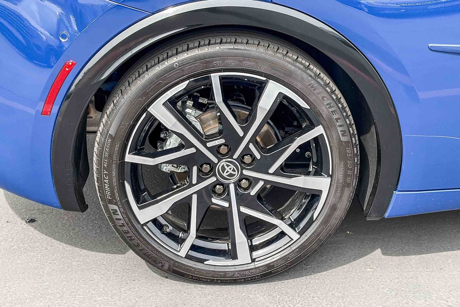 Thumbnail: 2025 Toyota Prius - 10