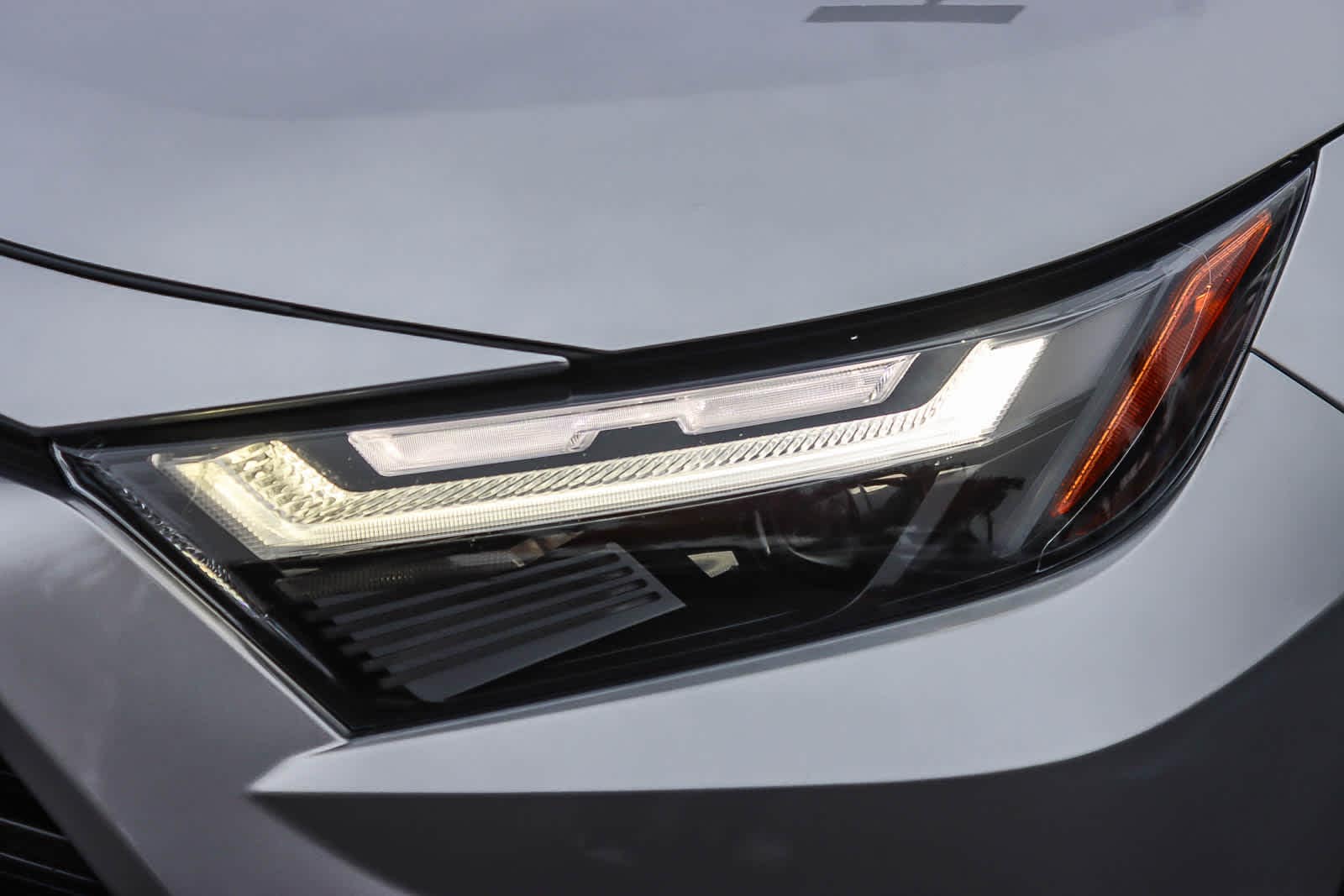 Thumbnail: 2022 Toyota RAV4 - 7