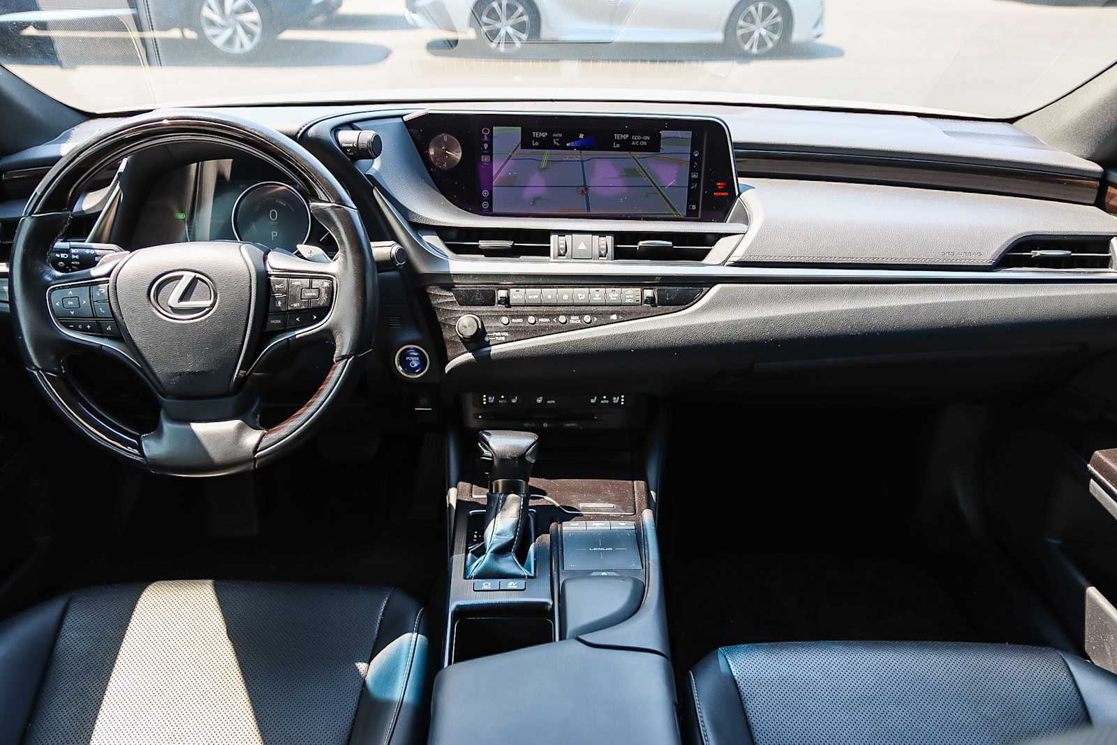 Thumbnail: 2019 Lexus ES - 12