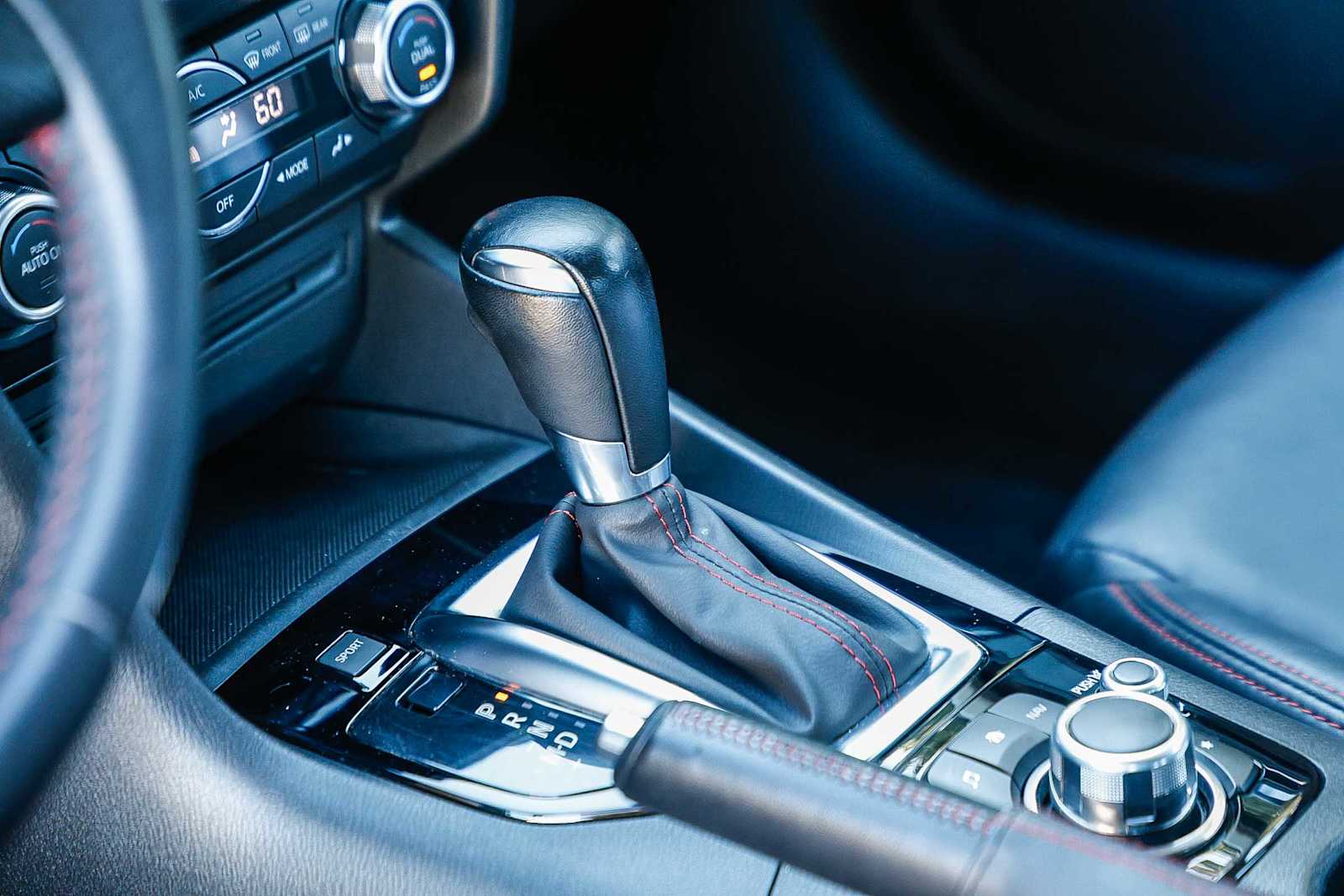 Thumbnail: 2015 Mazda Mazda3 - 21