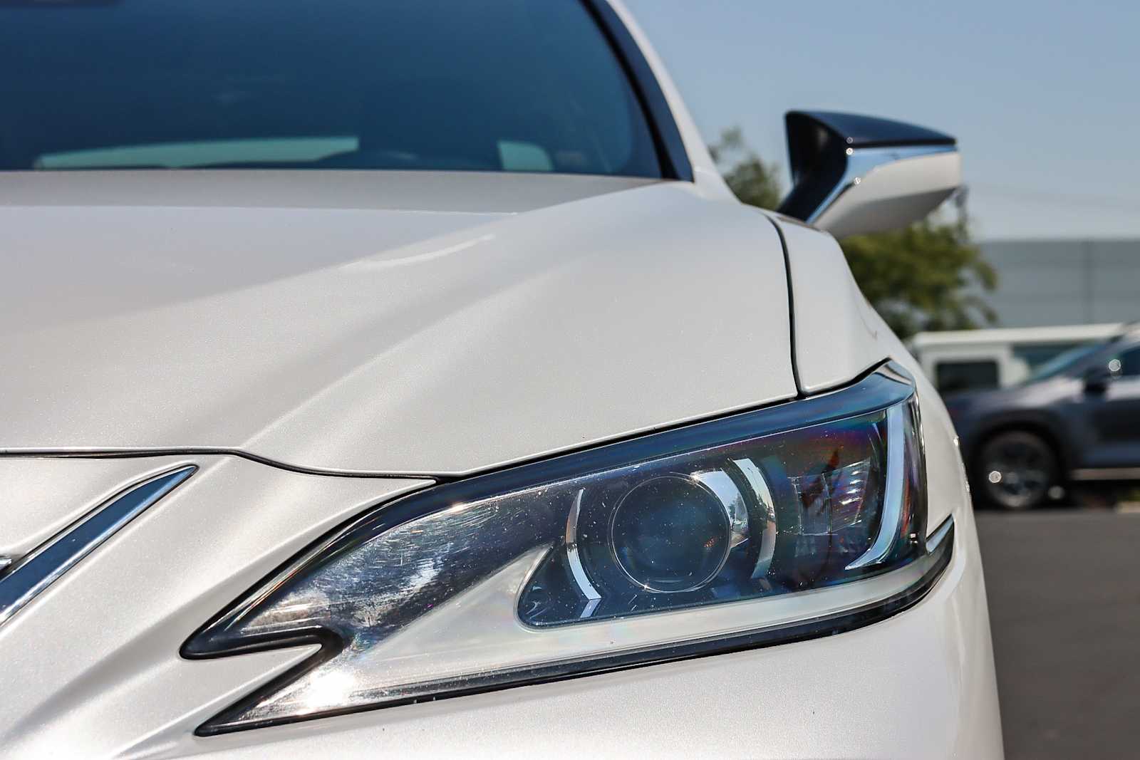 Thumbnail: 2019 Lexus ES - 7
