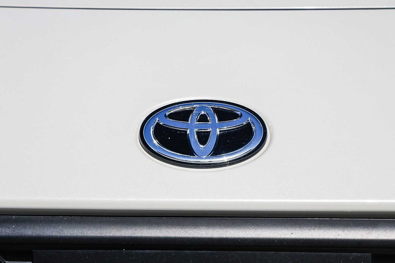 Thumbnail: 2023 Toyota GR86 - 9