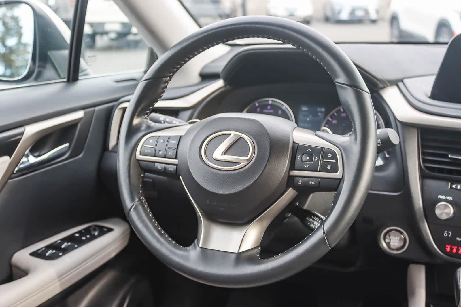 Thumbnail: 2022 Lexus RX - 14