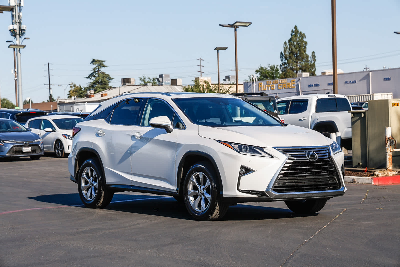 Thumbnail: 2018 Lexus RX - 8
