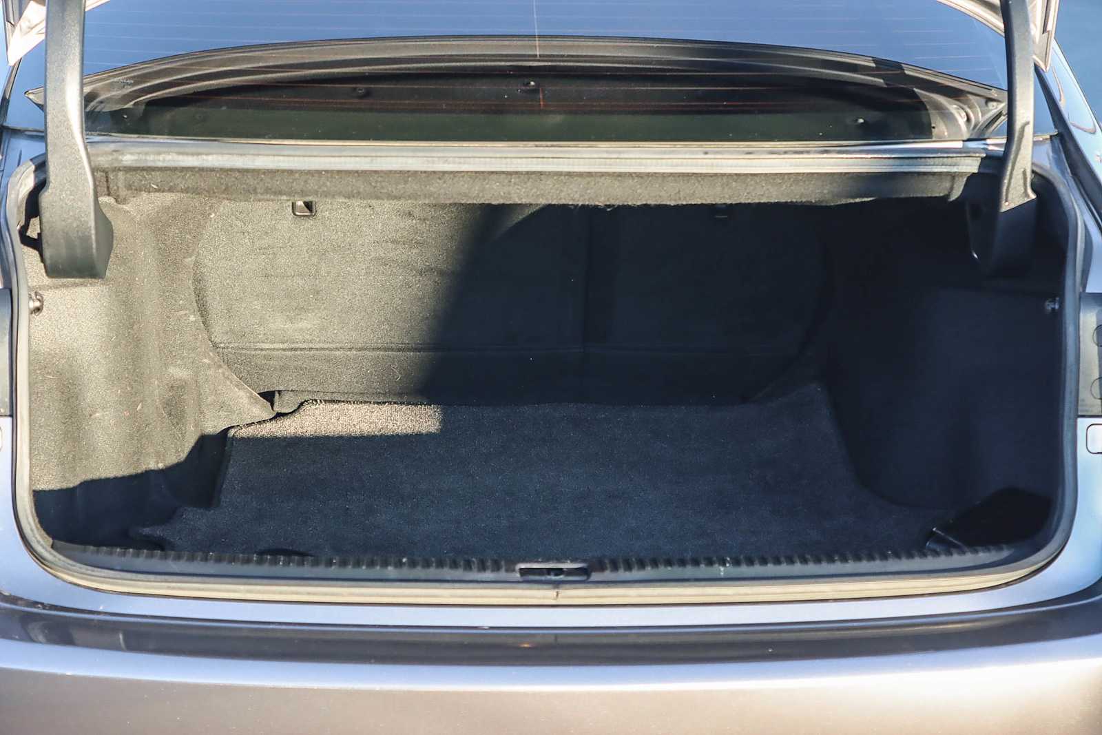 Thumbnail: 2015 Lexus IS - 25