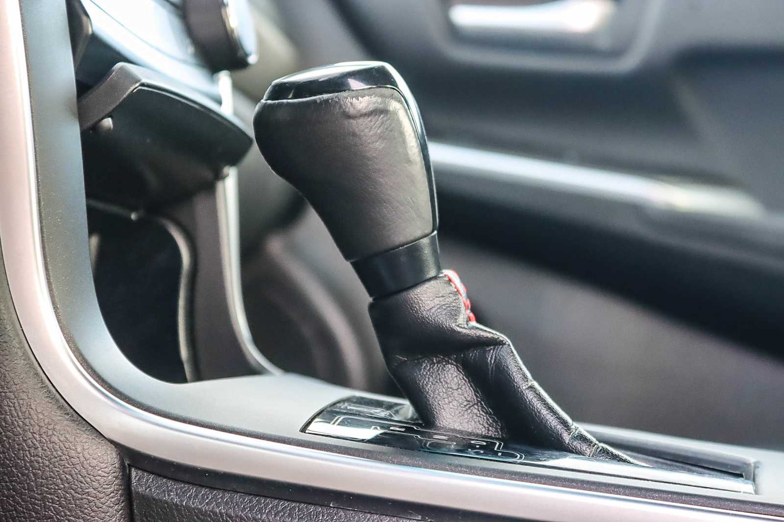 Thumbnail: 2017 Toyota Camry - 21