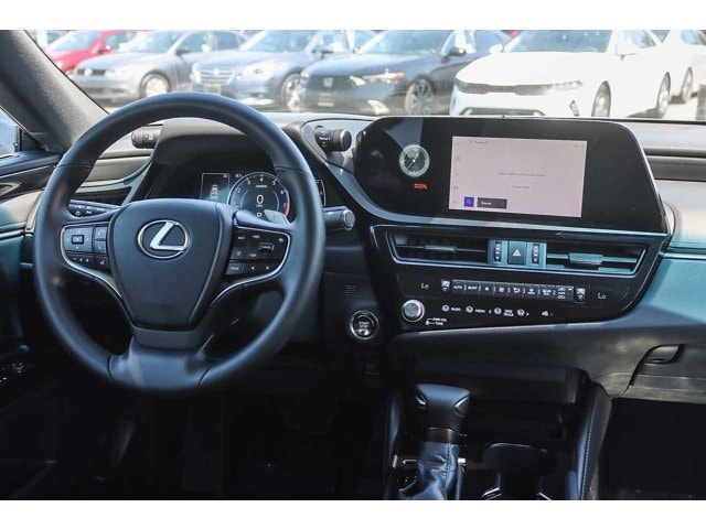 Thumbnail: 2025 Lexus ES - 14