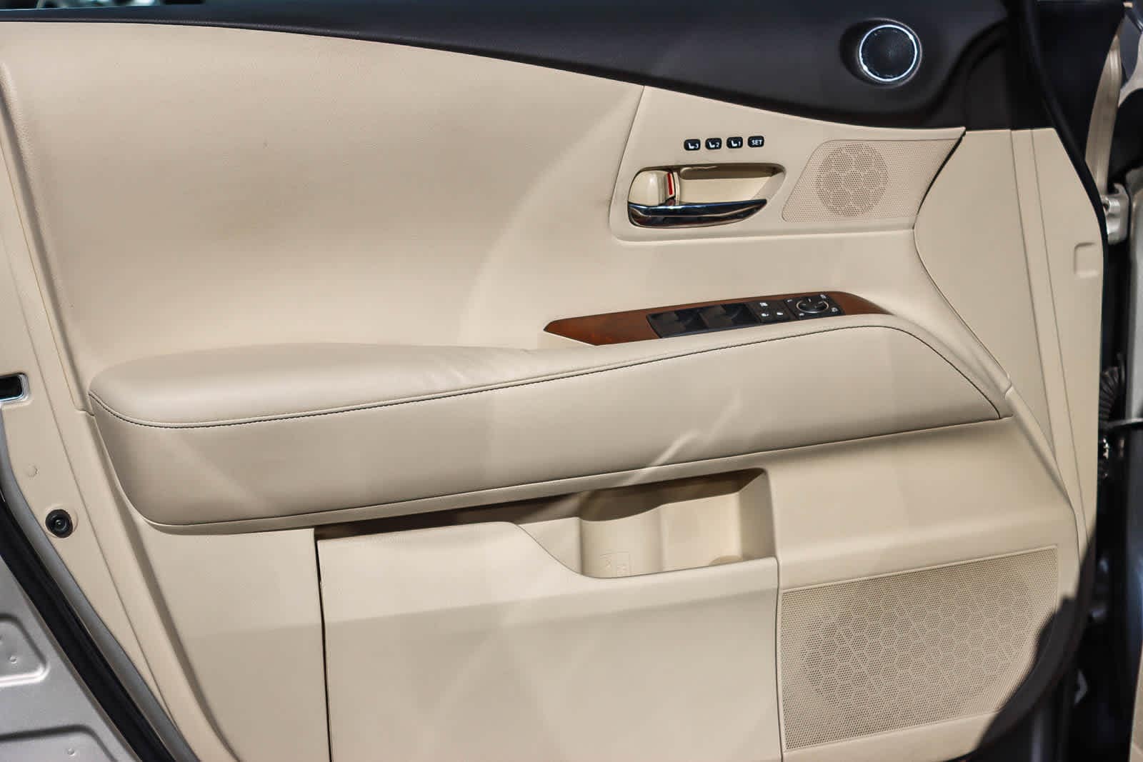 Thumbnail: 2014 Lexus RX - 20