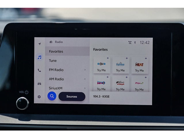 2024 Toyota Prius Prime SE 13