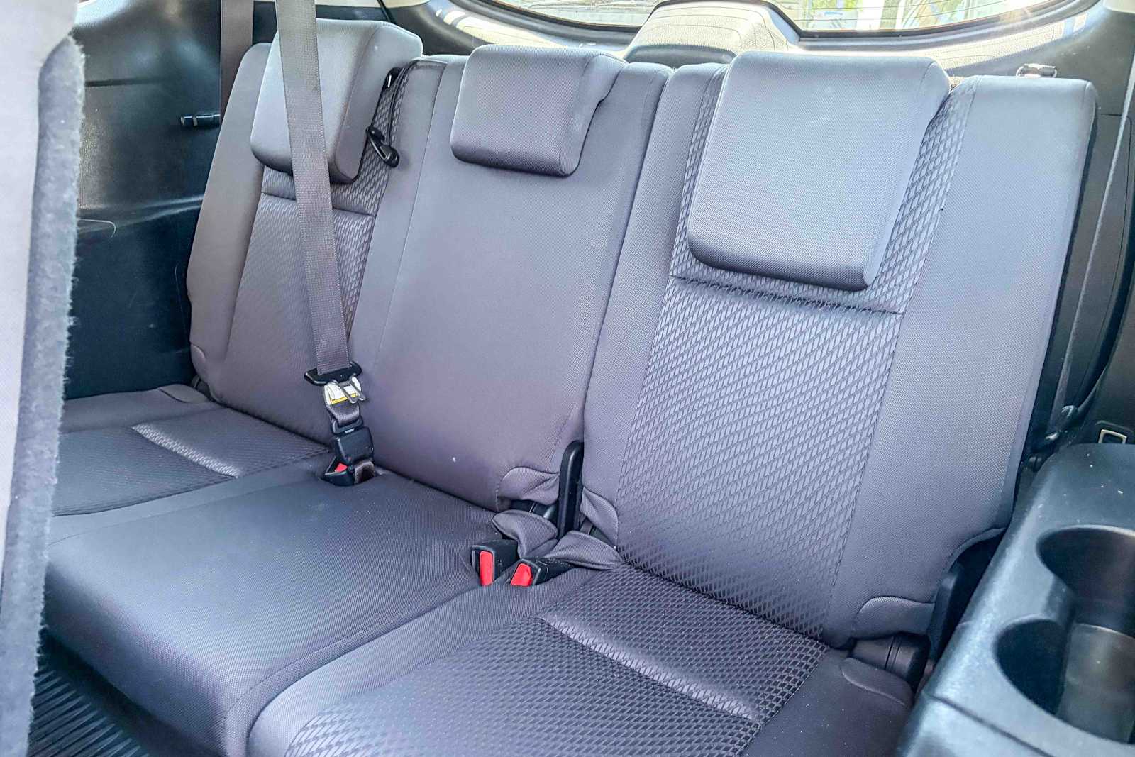 Thumbnail: 2015 Toyota Highlander - 18