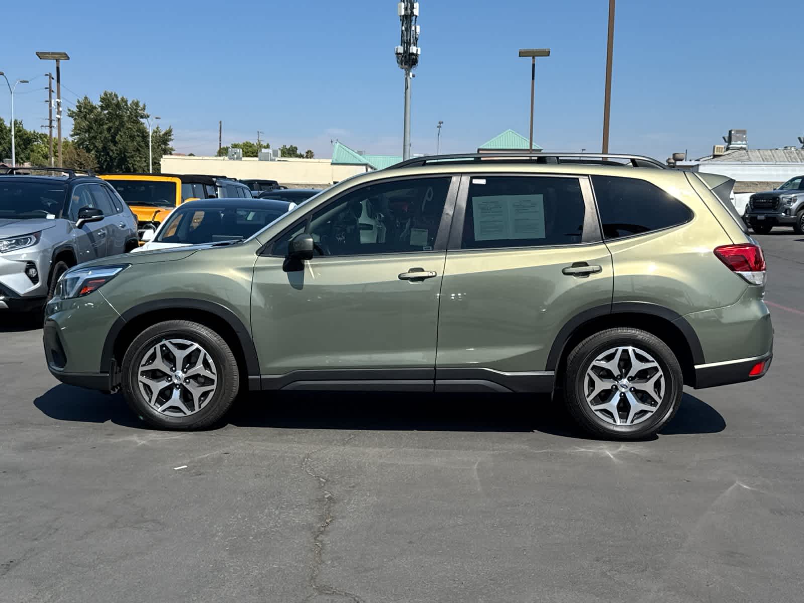 2021 Subaru Forester Premium - Photo 9