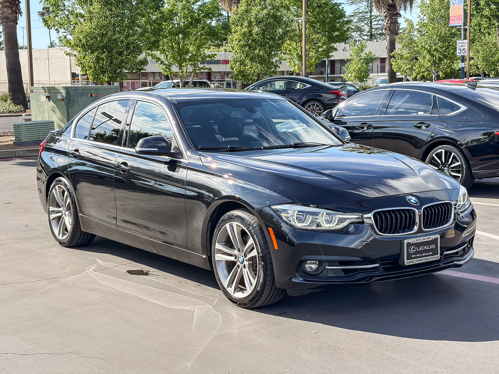 2018 BMW 330i photo 4