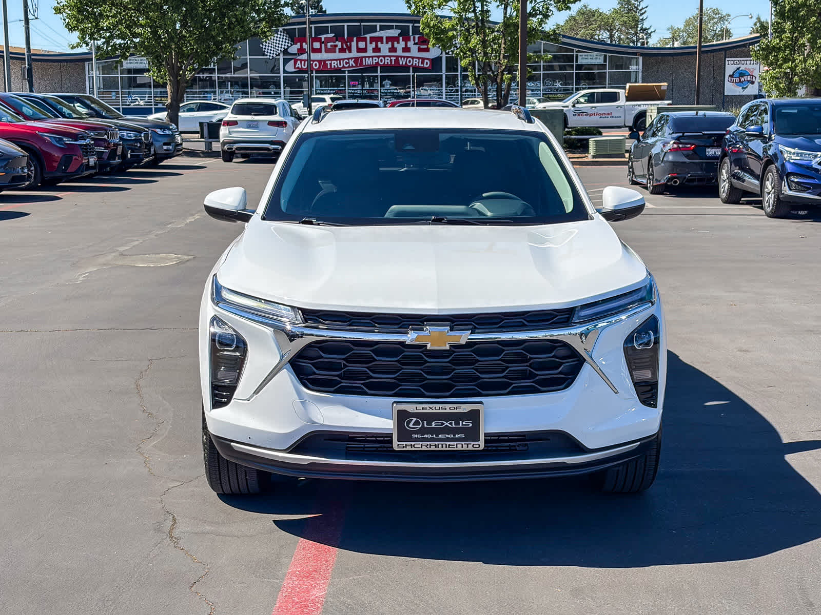 2025 Chevrolet Trax LT photo 5