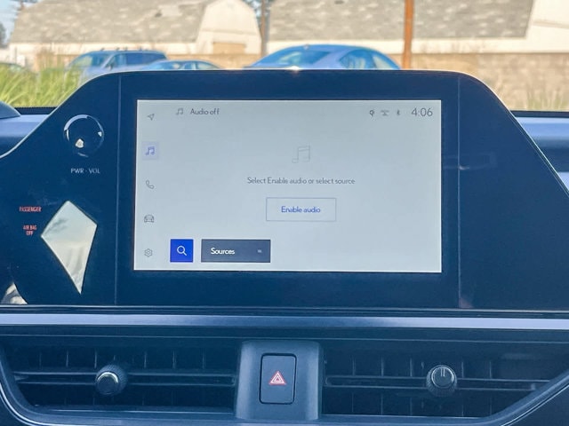 Thumbnail: 2025 Lexus UX - 15