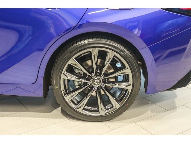 Thumbnail: 2025 Lexus IS - 10