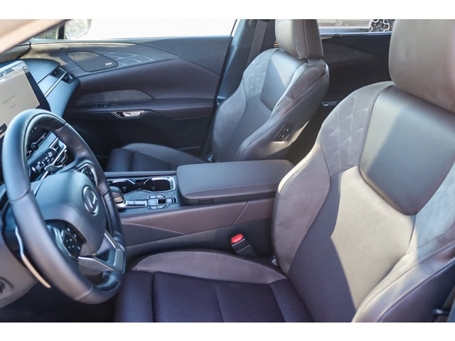 Thumbnail: 2026 Lexus RX - 18