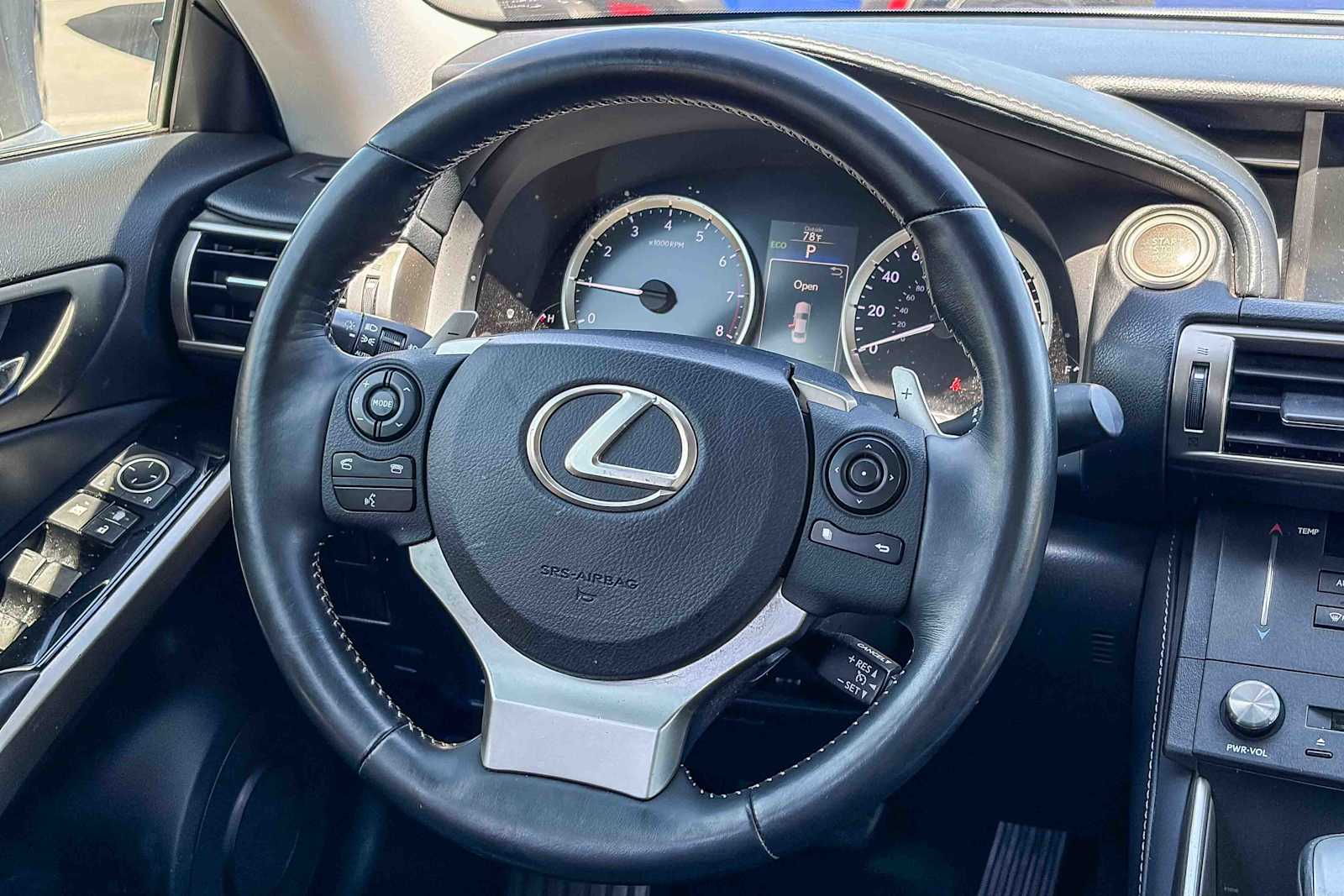 Thumbnail: 2015 Lexus IS - 14