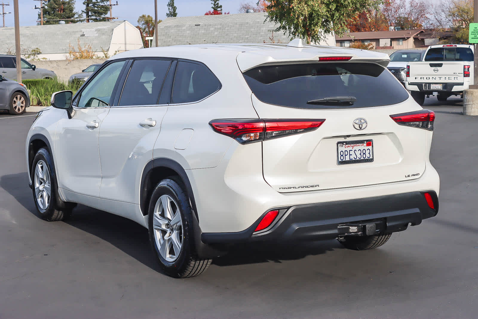 2020 Toyota Highlander LE photo 4