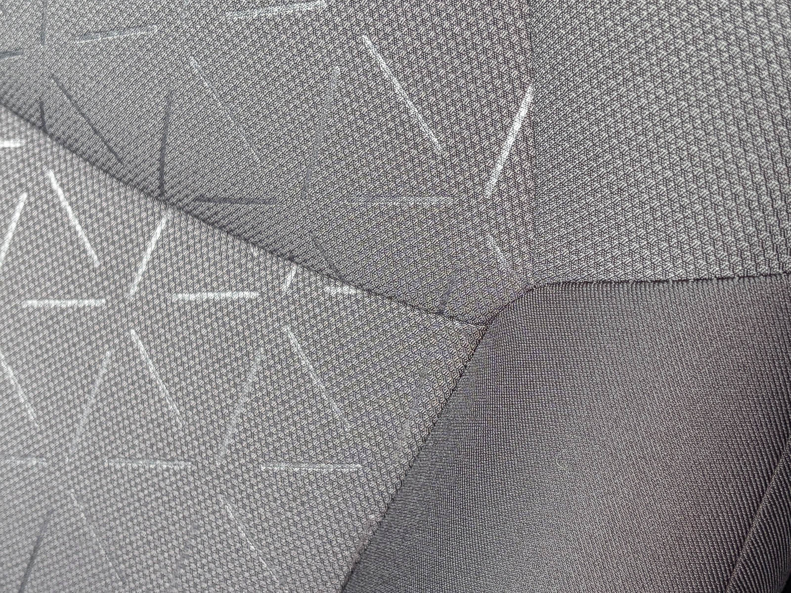 Thumbnail: 2021 Toyota RAV4 - 25