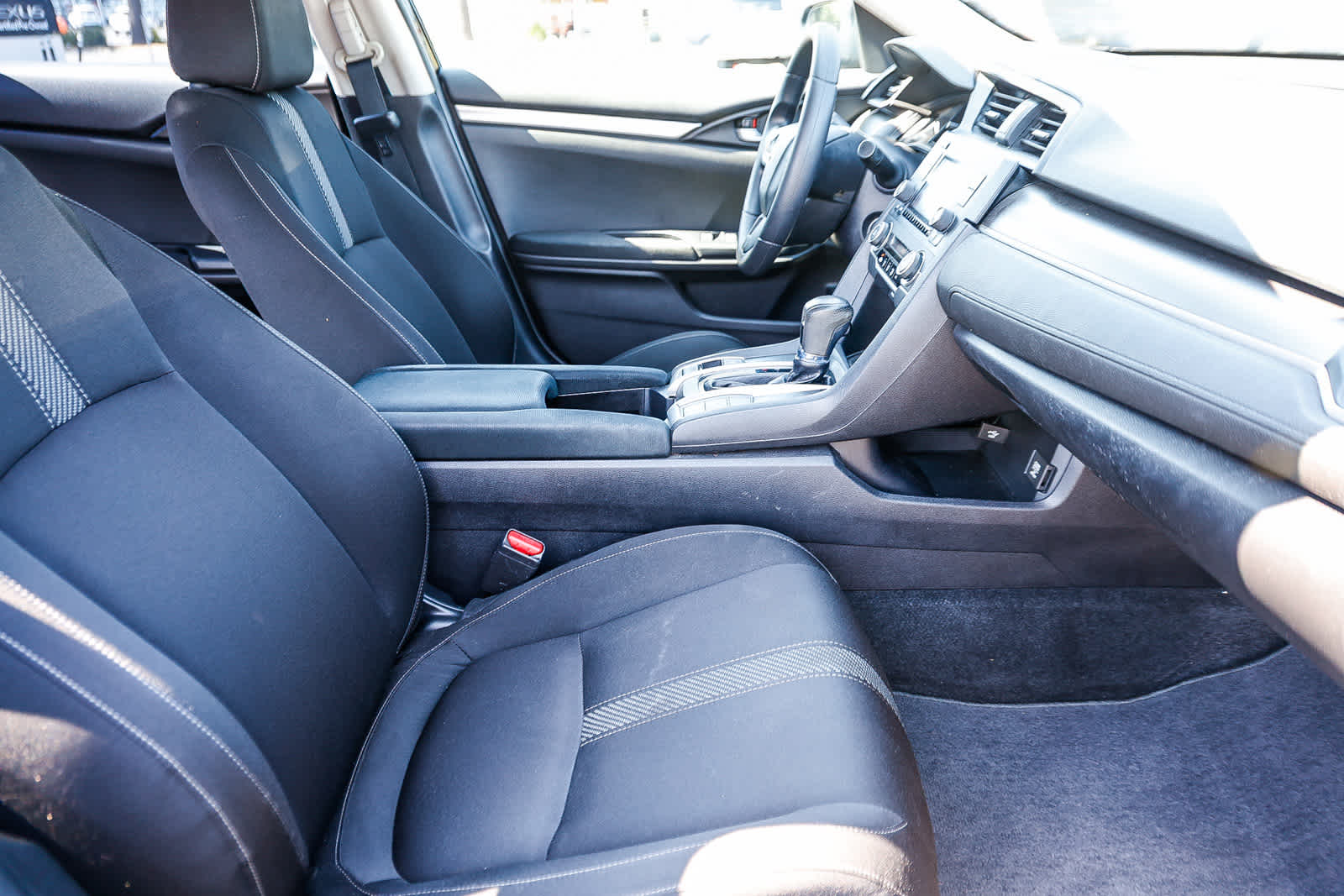 Thumbnail: 2016 Honda Civic - 17